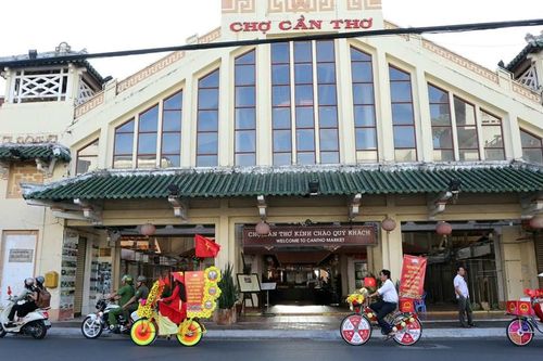 Tưng bừng Hội thi trang trí và diễu hành xe tuyên truyền bầu cử