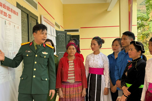 Đoàn Kinh tế-Quốc phòng 313 (Quân khu 2): Cùng đồng bào biên giới hướng về ngày bầu cử
