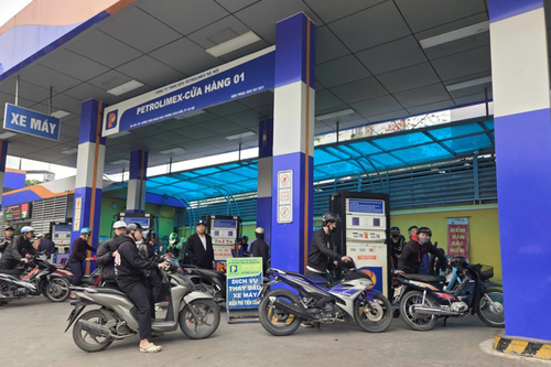 Hà Nội: Nguồn cung ổn định, nhiều cây xăng thưa khách