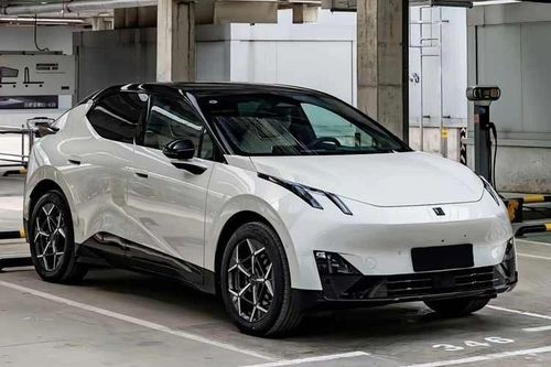 Lynk & Co 02 sắp ra mắt Việt Nam - chạy 530 km/sạc, giá dưới 1 tỷ đồng