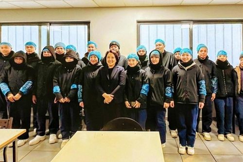 Tết Nguyên đán 2026 cho người lao động tại Công ty Nitsiakos, Hy Lạp