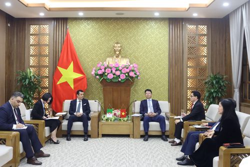 Thúc đẩy hợp tác pháp luật và tư pháp giữa Việt Nam và An-giê-ri