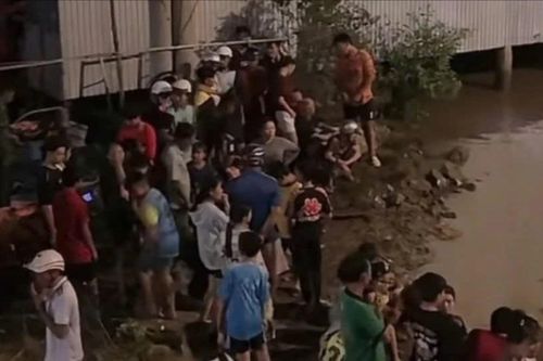 Tìm thấy thi thể bé gái 3 tuổi ở Cà Mau rơi xuống sông sau nhà