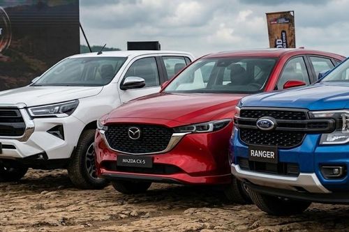 Top 10 xe xăng dầu bán chạy tháng 2/2026: Xpander mất hút, Hilux bất ngờ góp mặt