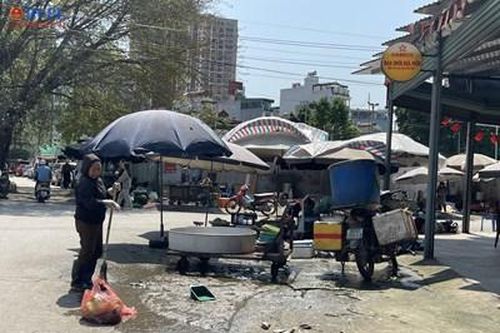 Hà Nội: Không gian công cộng bị 'xẻ thịt', lợi ích công bị xâm phạm nghiêm trọng