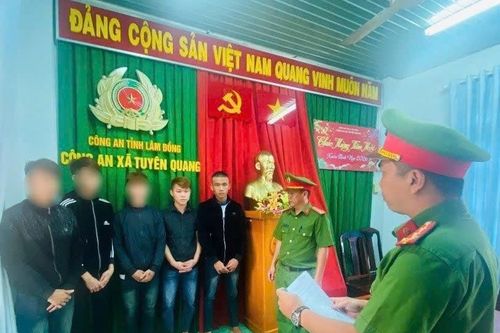Thi hành Lệnh bắt 2 bị can trong vụ án 'Cố ý gây thương tích'