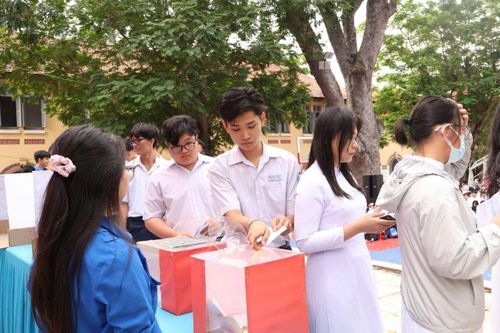Nâng cao kiến thức về quyền và nghĩa vụ công dân cho cử tri trẻ