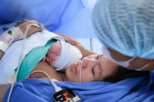 Hành trình can thiệp từ bào thai, cứu bé bị tim bẩm sinh hiếm gặp