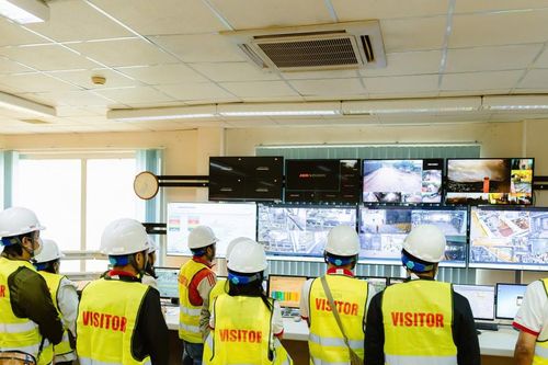 Trước áp lực giảm phát thải, xi măng Sông Gianh đặt mục tiêu cắt giảm 23% CO₂
