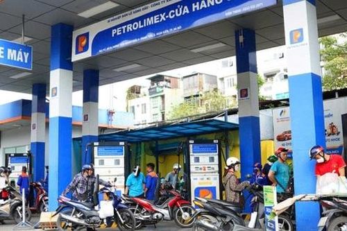 Vì sao giá xăng dầu trong nước tăng vào ngày 10/3?