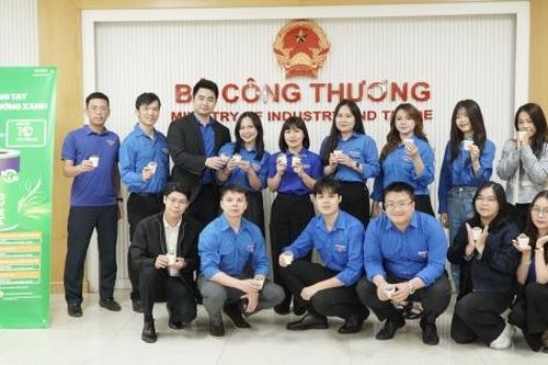 Chùm ảnh: Tuổi trẻ Bộ Công Thương lan tỏa lối sống xanh