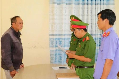 Đồng Tháp: Khởi tố chủ cơ sở sản xuất, buôn bán cà phê giả