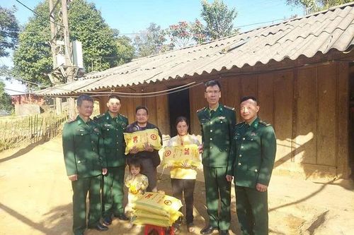 Quân dân đồng hành nơi biên giới