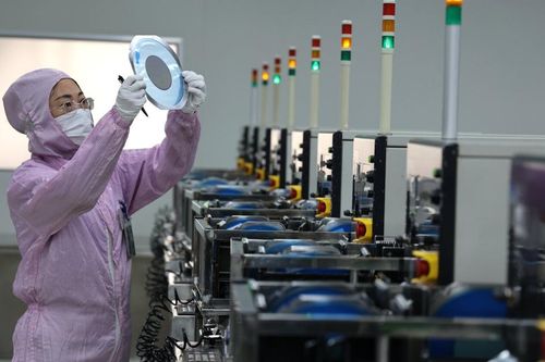 Xuất khẩu chip của Trung Quốc tăng gần 73%
