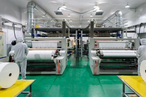 Việt Nam nổi lên như điểm đến mới của ngành vải không dệt trong khu vực