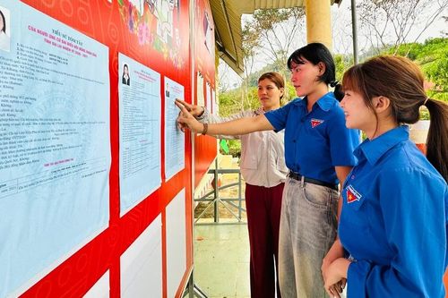 Chủ động nhận diện, đấu tranh với thông tin sai trái về bầu cử