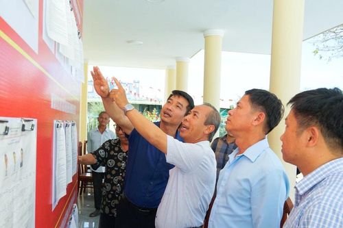 Đoàn kiểm tra số 4 kiểm tra công tác chuẩn bị bầu cử tại Hồng Sơn, Sông Lũy