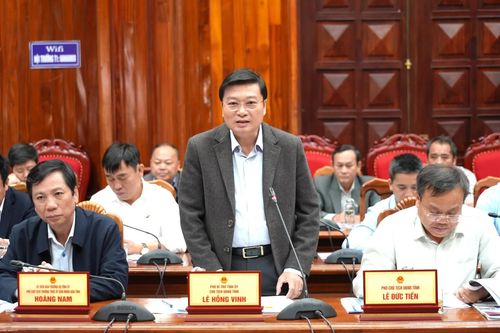 Tập trung tháo gỡ khó khăn, vướng mắc, đẩy nhanh tiến độ dự án Khu bến cảng Mỹ Thủy