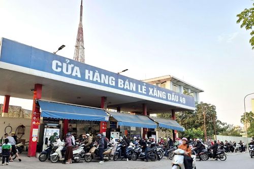 Nếu không sử dụng Quỹ Bình ổn, giá xăng dầu sẽ tăng như thế nào?