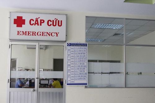 Bé gái sốt kéo dài tại nhà rồi không qua khỏi, bác sĩ cảnh báo dấu hiệu nguy hiểm ở trẻ