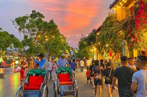 Du lịch bứt tốc với 177.000 tỷ đồng sau hai tháng 2026