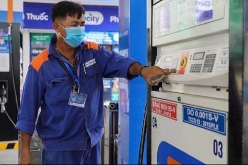 Giá xăng dầu đồng loạt giảm mạnh, dầu hỏa giảm gần 8.000 đồng/lít