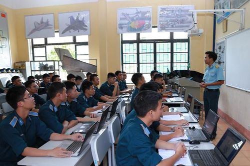 Học viện Phòng không - Không quân tuyển sinh 350 chỉ tiêu