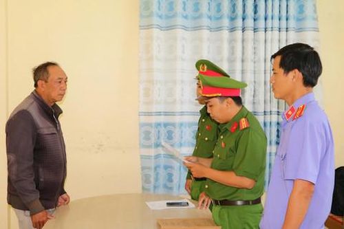 Khởi tố chủ cơ sở sản xuất, buôn bán cà phê giả, hoạt động hơn 5 năm qua