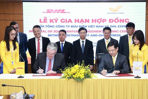Bưu điện Việt Nam và DHL Express hợp tác trong chuyển phát nhanh quốc tế
