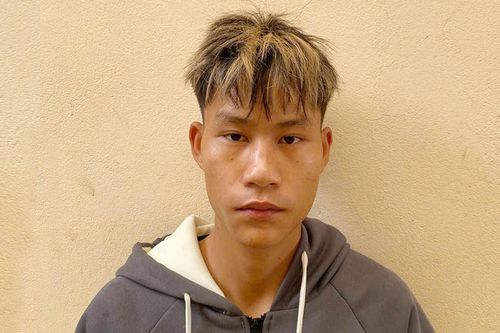 Bắt giam nam thanh niên ném đá làm hư hỏng ô tô