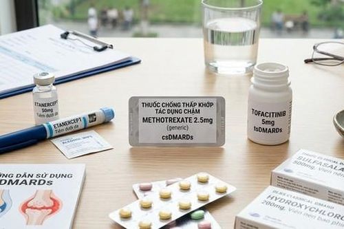Dùng thuốc điều trị viêm khớp dạng thấp: Những điều người bệnh cần biết