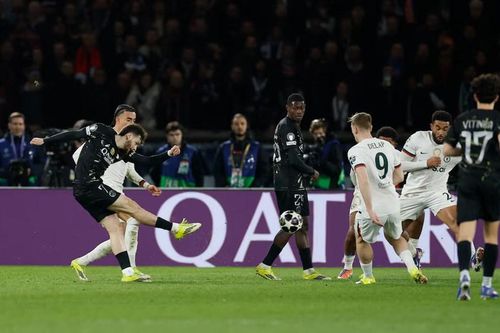 Hai lần gỡ hòa, Chelsea vẫn sụp đổ tại Paris