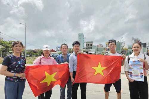 Đẩy mạnh tuyên truyền bầu cử cho ngư dân vùng biển Gia Lai