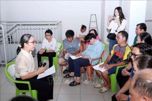 Cử tri khiếm thị được cung cấp tài liệu bầu cử bằng chữ nổi
