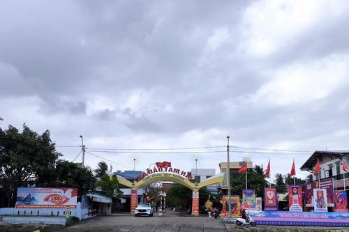 Tạm gác tay lưới, ngư dân Đà Nẵng đồng lòng hướng về ngày bầu cử