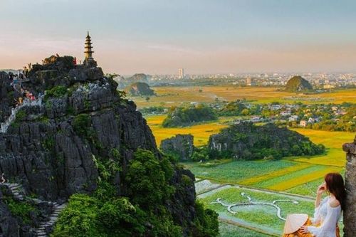 Hang Múa - 'Vạn Lý Trường Thành' giữa non nước Ninh Bình