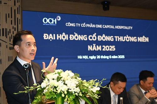 One Capital Hospitality (OCH) gia hạn tổ chức ĐHĐCĐ 2026, cổ phiếu vẫn trong diện cảnh báo do lỗ lũy kế