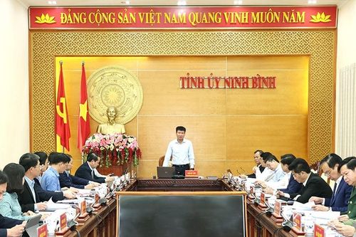 Ban Thường vụ Tỉnh ủy Ninh Bình thảo luận, cho ý kiến nhiều nội dung quan trọng