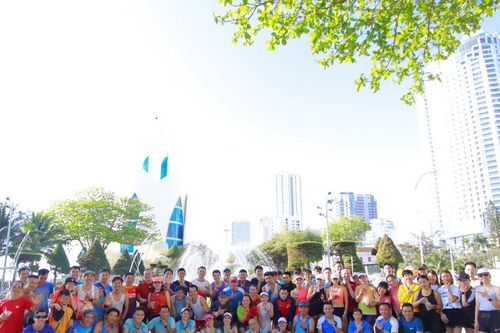 Runner Khánh Hòa tập luyện bài bản, tinh thần mỗi người là một 'đại sứ du lịch'