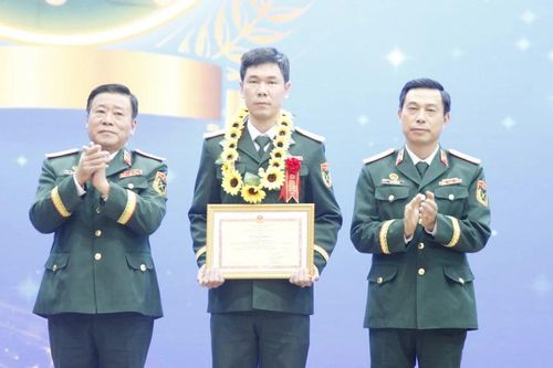 80 'bông hoa' tiêu biểu của Binh chủng Công binh được tuyên dương