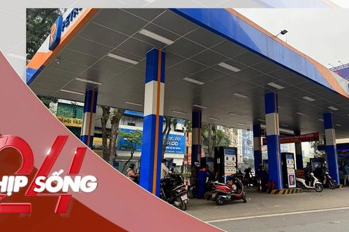 NHỊP SỐNG 24: Cây xăng ở Hà Nội 'khác lạ' sau khi giá xăng dầu giảm mạnh
