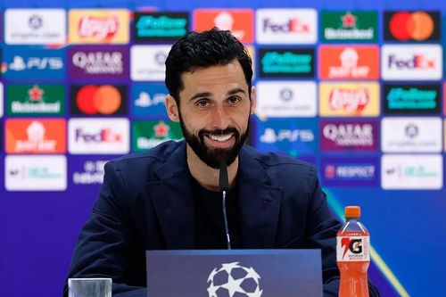 Real Madrid nhấn chìm Man City, Arbeloa lộ chiêu khiến Pep câm nín