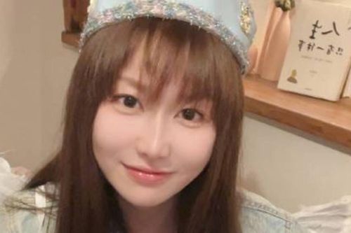 Diễn viên 27 tuổi bị bỏng nặng vì thử trào lưu thổi lửa bánh kem