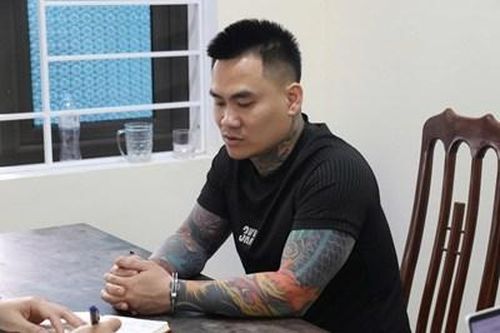 Bắt giữ đối tượng bất ngờ chém người tại quán cafe