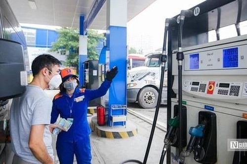 Giá xăng RON95, giá dầu tăng từ 22h ngày 12/3