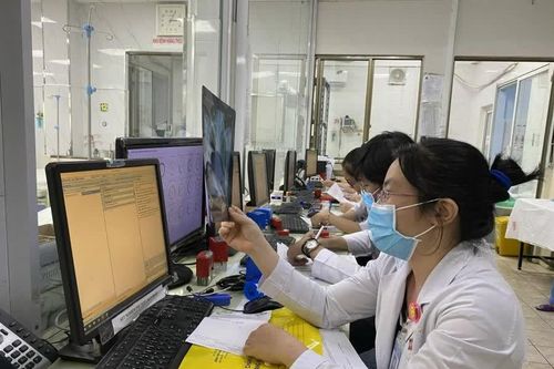 Công nghệ số thay đổi cách người dân tiếp cận dịch vụ y tế
