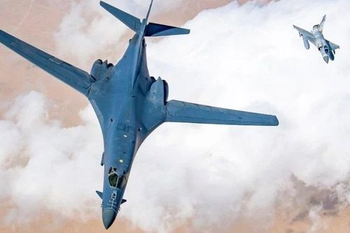 Mỹ dồn oanh tạc cơ B-52, B-1B tới châu Âu: 'Bão lửa' tầm xa sẵn sàng giáng xuống Iran