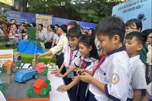 TP.HCM dùng dữ liệu dân cư và bản đồ số để phân tuyến tuyển sinh, giúp học sinh học gần nhà
