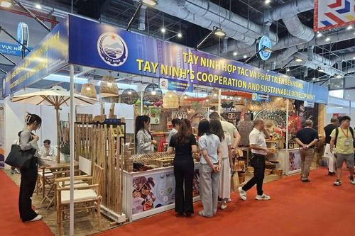 Xúc tiến thương mại đưa ngành gỗ, mỹ nghệ ra thị trường quốc tế
