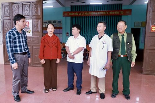 Giám sát công tác y tế phục vụ bầu cử tại một số địa phương trong tỉnh